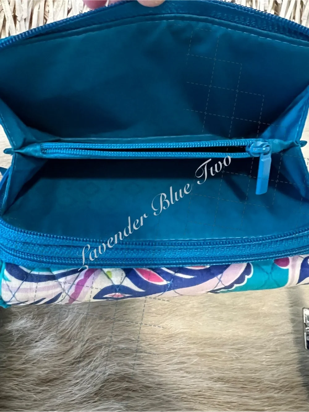 VERA BRADLEY Waikiki Paisley 3 in One Crossbody Turquoise White Beach Festival